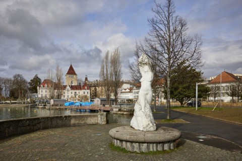 Statue of the Virgin of Lake Geneva, Vierge du Lac with the lakeside promenade and view of the