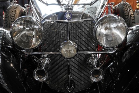 RETRO CLASSICS 2010, Stuttgart Trade Fair Centre, front view of a Mercedes-Benz classic car with