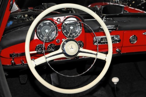 RETRO CLASSICS 2010, Stuttgart Messe, View of the white steering wheel and dashboard of a classic