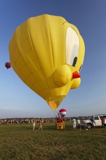 Hot-air balloons, Ballooning Festival, Saint-Jean-sur-Richelieu, Quebec Province, Canada, North