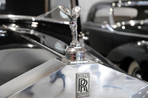 RETRO CLASSICS 2010, Stuttgart Messe, Close-up of the shiny radiator mascot of a Rolls-Royce with