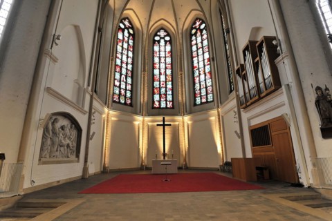 Sankt-Petri-Kirche, parish church, construction began in 1310, Moenckebergstrasse, bright church