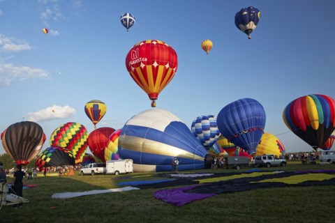Hot-air balloons, Ballooning Festival, Saint-Jean-sur-Richelieu, Quebec Province, Canada, North
