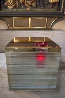 Modern glass tabernacle, St Clare's Church, Koenigstrasse 66, Nuremberg, Middle Franconia, Bavaria,
