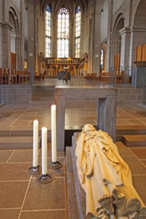 Tomb of the Apostle Matthias in the Romanesque Church of St Matthias, interior view, tomb, candles,
