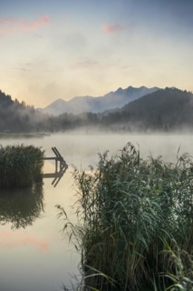 Sunrise and morning fog, Geroldsee or Wagenbruechsee, Kruen near Mittenwald, Werdenfelser Land,