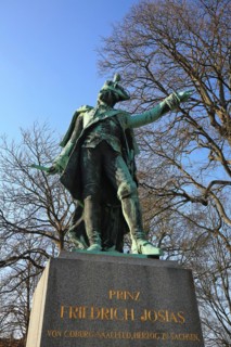 The historic old town centre of Coburg with a view of the statue of Prince Friedrich Josias.