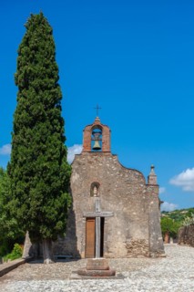 West facade of the penitents' chapel Chapelle des Penitents, Grimaud-Village, Var,