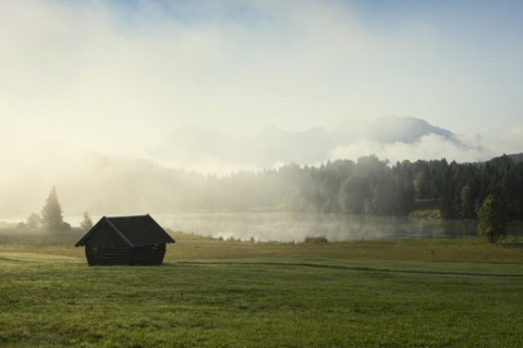 Sunrise and morning fog, Geroldsee or Wagenbruechsee, Kruen near Mittenwald, Werdenfelser Land,