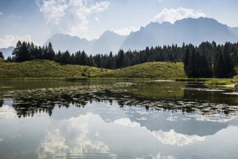 Luttensee in front of the Karwendel, Mittenwald, Werdenfelser Land, Upper Bavaria, Bavaria,
