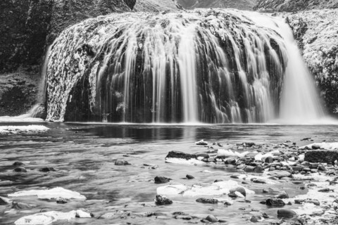 Stjornarfoss waterfall, near Kirkjubaejarklaustur, black and white photo, Sudurland, Iceland,
