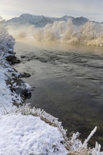 River in the morning light in front of mountains, winter, hoarfrost, Loisach, view of Herzogstand