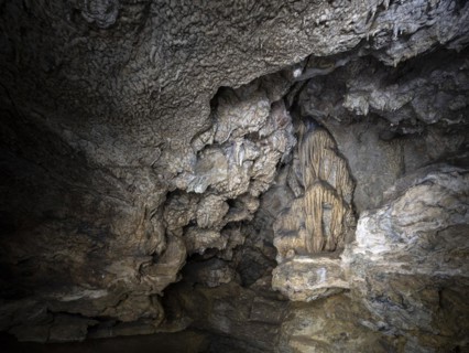 Geotope Doktorshoehle, bizarre stalactites, Muggendorf, Franconian Switzerland, Upper Franconia,