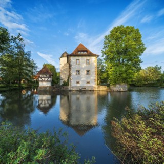 Kleinbardorf moated castle, municipality of Sulzfeld, Hassberge, Rhoen-Grabfeld, Lower Franconia,