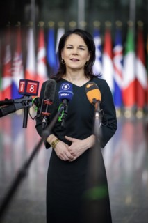 Annalena Baerbock, Federal Foreign Minister, photographed during a doorstep at the meeting of NATO