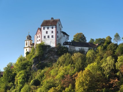 Egloffstein Castle above the Trubach Valley in autumn, Egloffstein, Upper Franconia, Franconian
