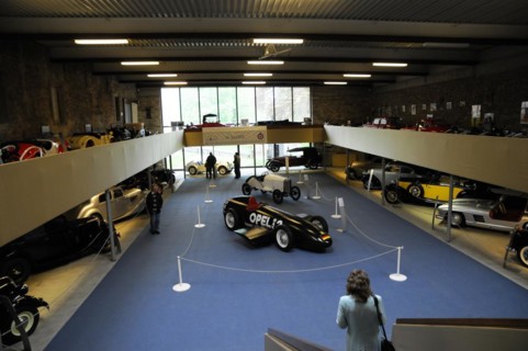 Deutsches Automuseum Langenburg, View over the upper level of a car museum with classic cars on