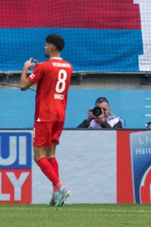 Football match, Eren DINKCI 1.FC Heidenheim has just scored the 1 to 1 equaliser and has given his