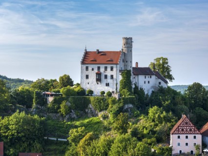 Goessweinstein with castle and half-timbered houses, Franconian Switzerland, Upper Franconia,