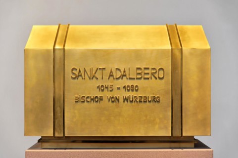 The Neumuenster Collegiate Monastery, Diocese of Wuerzburg, Kardinal-Doepfner-Platz, Golden coffin
