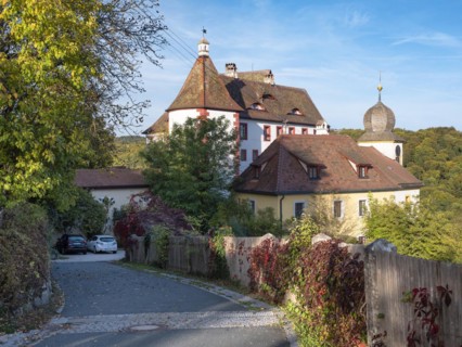 Egloffstein Castle above the Trubach Valley in autumn, Egloffstein, Upper Franconia, Franconian