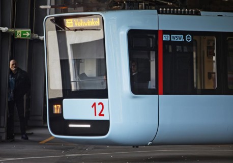 Suspension railway leaves Oberbarmen station in the direction of Vohwinkel, Wuppertal, Bergisches