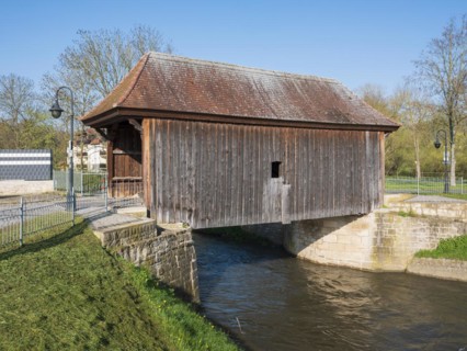 The Salt Bridge, covered wooden bridge over the River Ilm, Grossheringen, Thuringia, Germany,