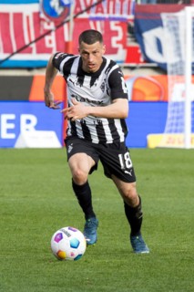 Football match, Stefan LAINER Borussia Moenchengladbach on the ball, Voith-Arena football stadium,