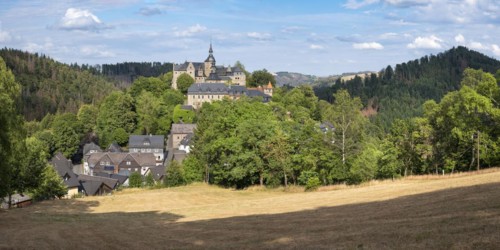 Landscape with Lauenstein Castle, Ludwigsstadt, Upper Franconia, Bavaria, Germany, Europe