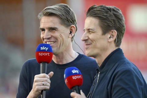 Sports Director Christoph Freund FC Bayern Munich FCB portrait, in interview microphone microphone