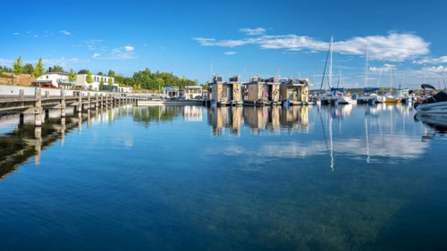Holiday homes, sailing boats and houseboats in the harbour, Marina Braunsbedra, Geiseltalsee,