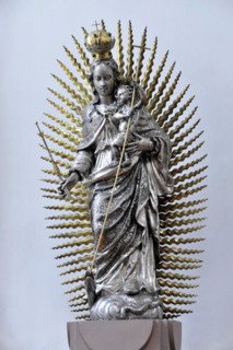 The Neumuenster collegiate monastery, diocese of Wuerzburg, Kardinal-Doepfner-Platz, statue of the