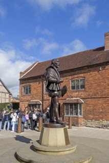 William Shakespeare Statue, Stratford upon Avon, England, Great Britain