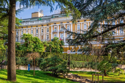 Historic Palace Hotel, Merano, Val Passiria, Val d'Adige, Burggrafenamt, Alps, South Tyrol,