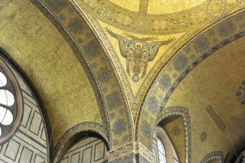 Church of the Redeemer, start of construction 1903, Bad Homburg v. d. Hoehe, Hesse, Detailed golden