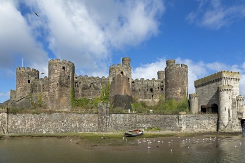 Castle, fishing boat, Conwy, Wales, Great Britain
