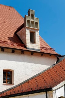 Wildenstein Castle, Spornburg, medieval castle complex, detail, roof, tile, window, best preserved