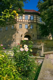 Access to the moated castle Sachsenheim, Grosssachsenheim Castle, former moated castle, archway,