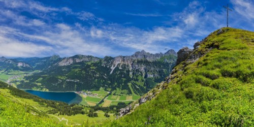 Mountain panorama from the Krinnenspitze, 2000m, behind Friedberger Klettersteig, Rote Flueh,