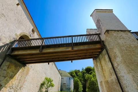 Wildenstein Castle, Spornburg, medieval castle complex, best preserved fortress from the late