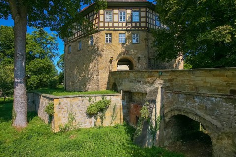 Access to the moated castle Sachsenheim, Grosssachsenheim Castle, former moated castle, archway,