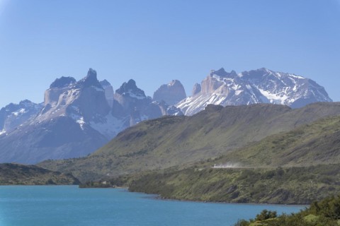 Lago Pehoe, mountain range of the Andes, Torres del Paine National Park, Parque Nacional Torres del