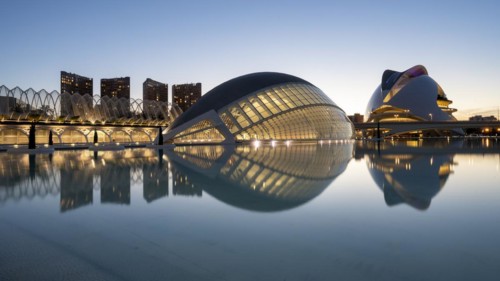 L'Hemisferic in the City of Arts and Sciences, behind it the Palau de les Arts Reina Sofia opera
