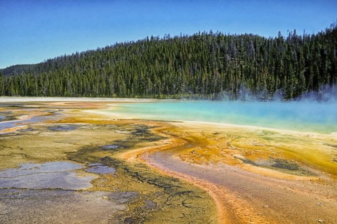 Hot spring and lake, Yellowstone National Park, Wyoming, USA, North America