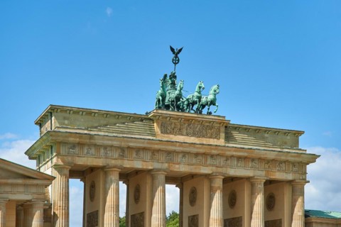 06.07.2020, Germany, Berlin, Strasse des 17. Juni, View of the Brandenburg Gate in west direction,