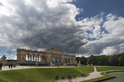 Gloriette, built in 1775, today a restaurant and cafe, Schoenbrunn Palace Park, Schoenbrunn,