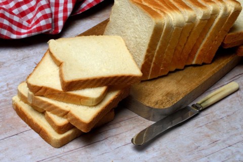 Toast, slices of toast with knife