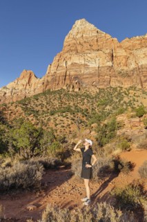Jogger on the Watchman Trail, Watchman Mountain, Zion National Park, Colorado Plateau, Utah, USA,