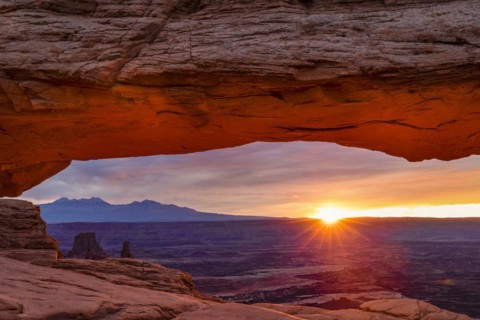 Mesa Arch at sunrise, Canyonlands National Park, United States, Utah, USA, Canyonlands National