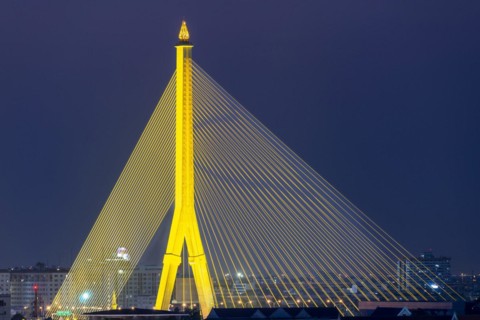 The illuminated Rama VIII Bridge over the Mae Nam Chao Praya, Bangkok, Thailand, Asia
